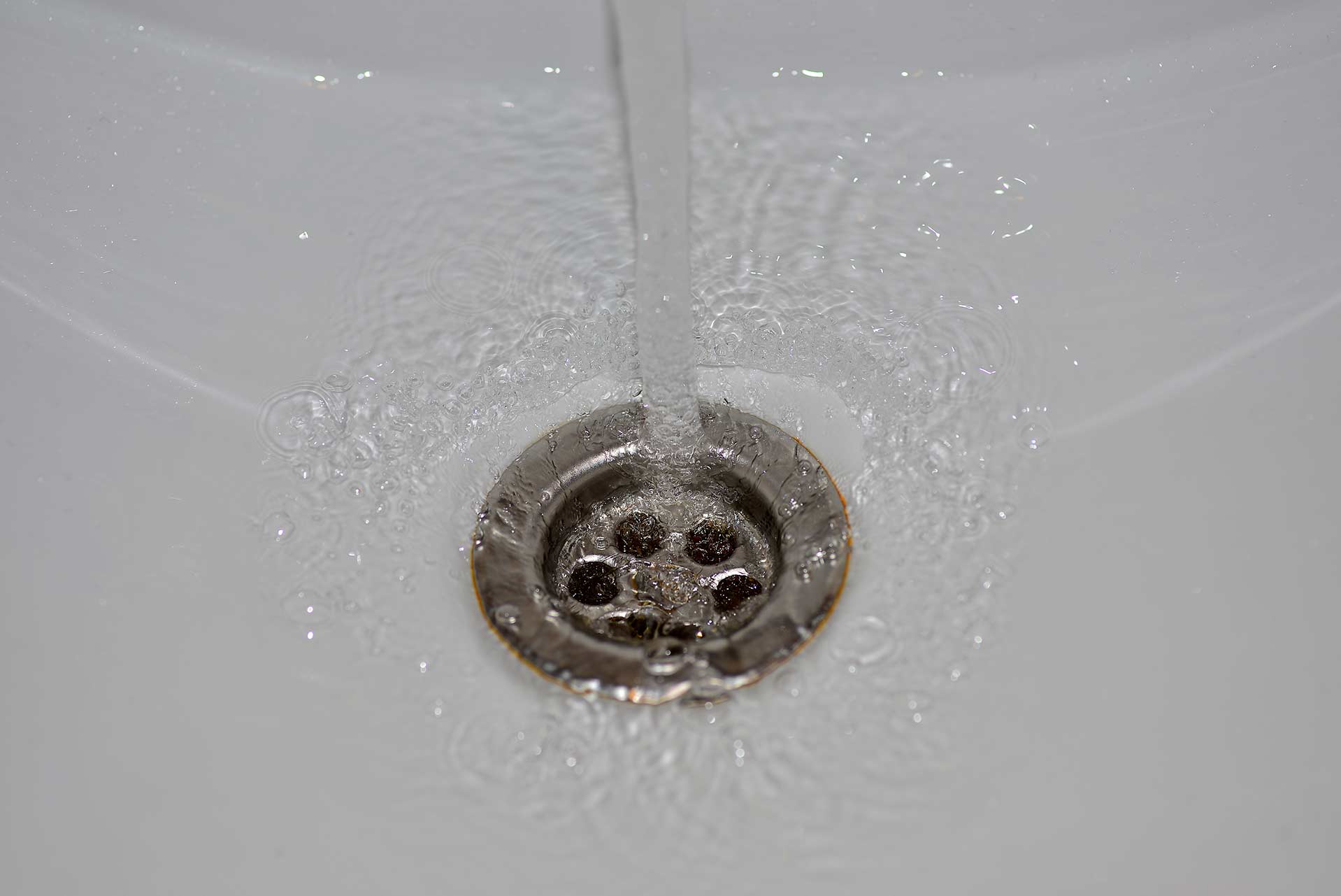A2B Drains provides services to unblock blocked sinks and drains for properties in Borehamwood.